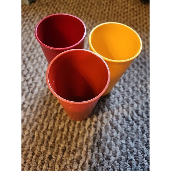 3 Tupperware 116 Tumblers HARVEST COLORS 9 oz 5 Inch Tall Yellow Orange Red - Picture 1 of 9